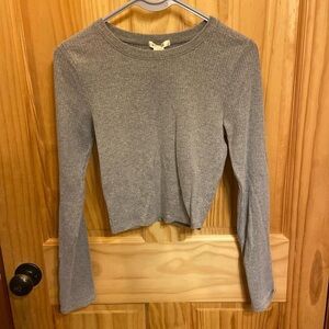 Bozzolo Gray Ribbed Long Sleeve Crop Top
